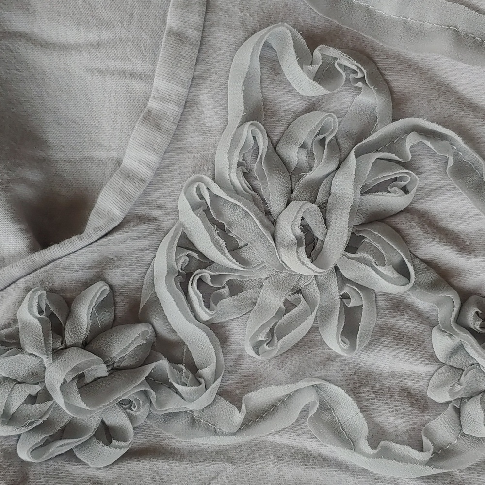 Shirt - Picture 2 of 4